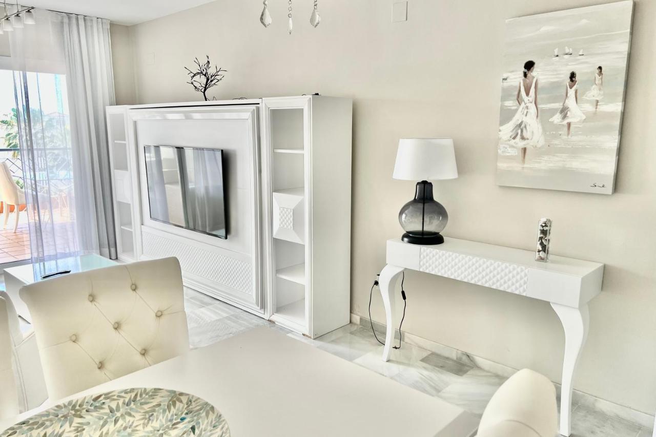 Mi Capricho Beachfront- 9E Apartment With Sea Views - Costa Del Sol Sitio de Calahonda Extérieur photo