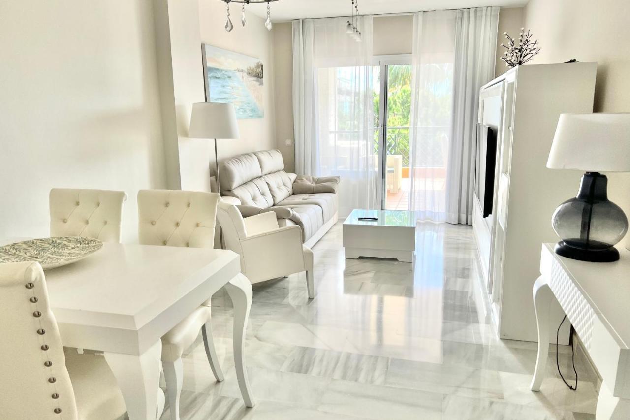 Mi Capricho Beachfront- 9E Apartment With Sea Views - Costa Del Sol Sitio de Calahonda Extérieur photo